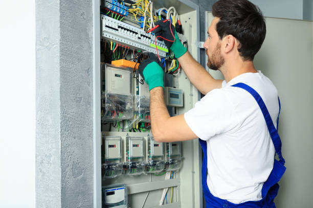 Best Affordable Emergency Electrician  in Roanoke Rapids, NC